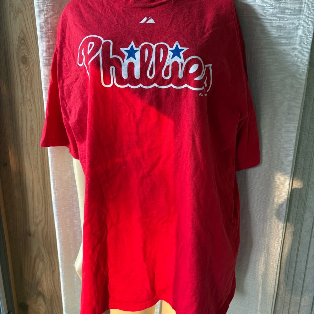 Red Phillies T-Shirt